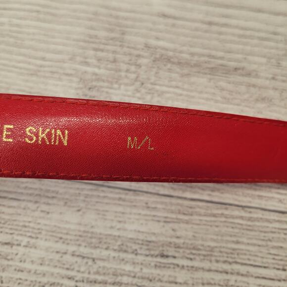 Vintage 80s Red Snake Skin 1" Belt with Gold Buckle, Adjustable M/L - Picture 4 of 8